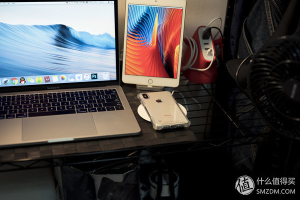 打造高颜值办公桌,打造舒适办公桌