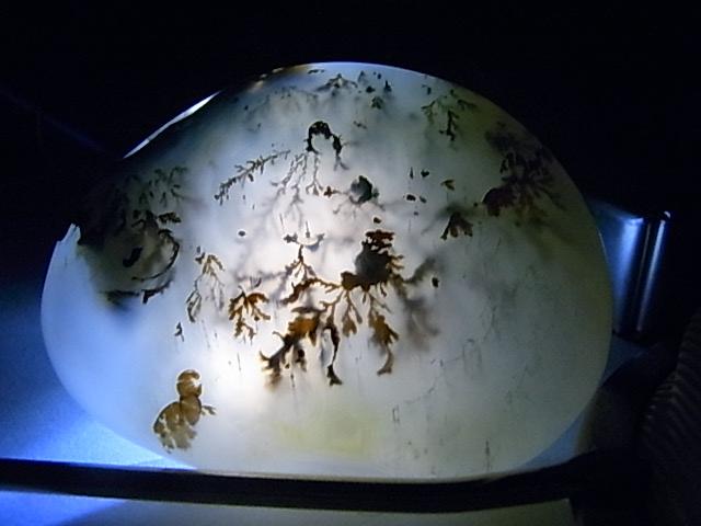 玉髓和玉的区别及鉴别方法,玉髓和玉的区别老梁