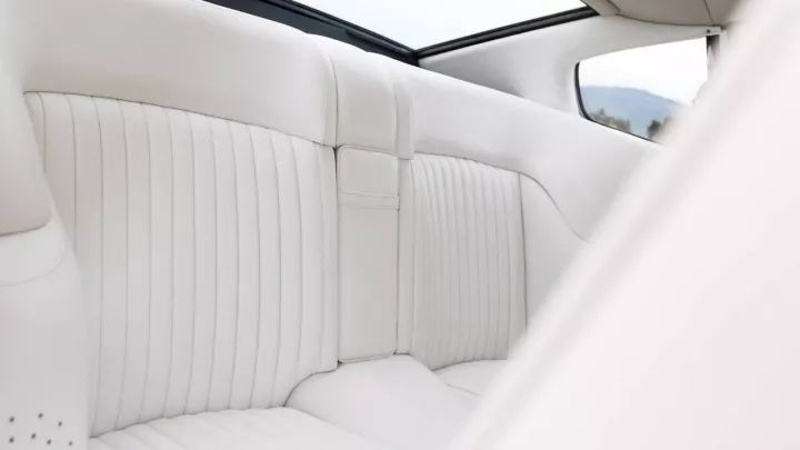 2003年的马丁,阿斯顿马丁为什么没有存在感