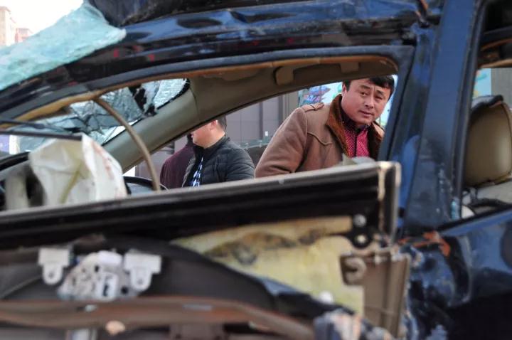 122全国文明交通安全日启动仪式,122全国交通安全日交警来到校园