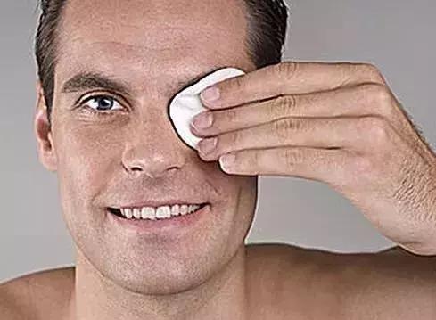 皮肤科医生教你去脸上长斑,皮肤医生讲斑的分类