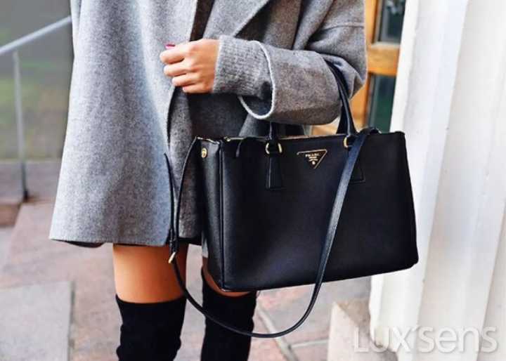 prada包包必买经典款多件套,prada奢侈品包包几月买最便宜