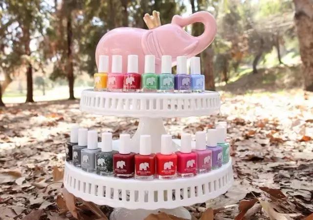 秋冬好看的指甲色,秋冬最适合的指甲油颜色多色搭配