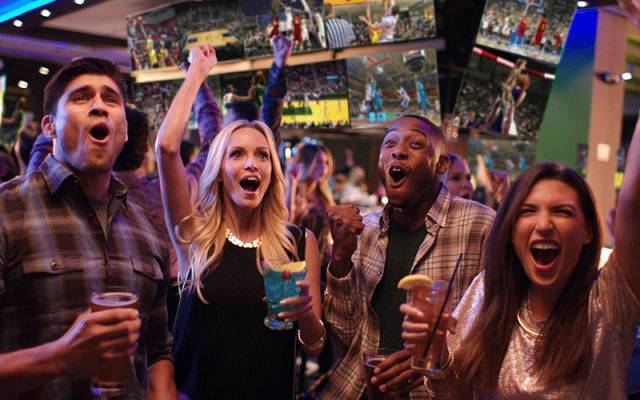 餐厅+酒吧+游戏厅+赛事直播：这家混搭餐厅“疯赚”背后的逻辑