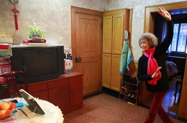 c罗获金球奖完整视频,c罗颁金球奖