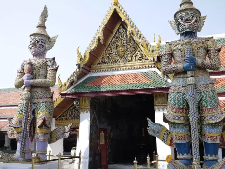 第一次去“天使之都”，打算待4天，怎么玩？