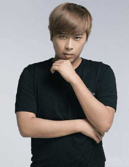 卢本伟粉丝被绿的私信后续,卢本伟粉丝的经历