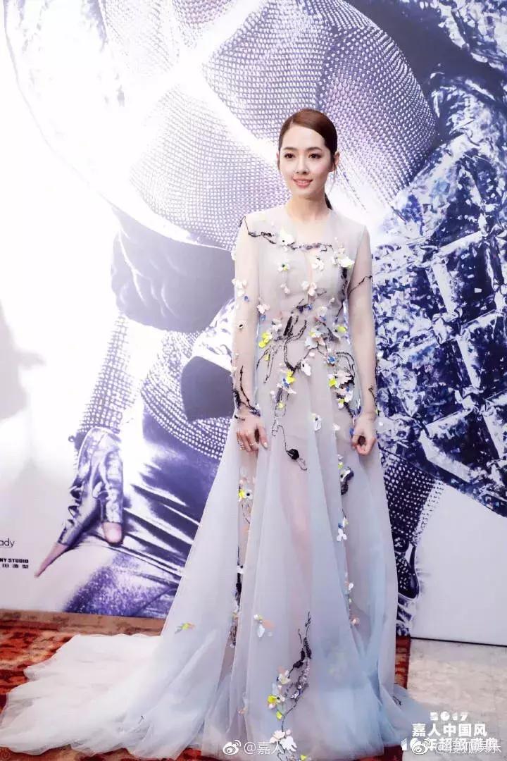 星光大赏杨幂刘亦菲唐嫣,杨幂刘亦菲同框图片