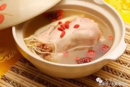 食补怎么治疗咳嗽立马见效,肺部不好咳嗽吃什么食补好