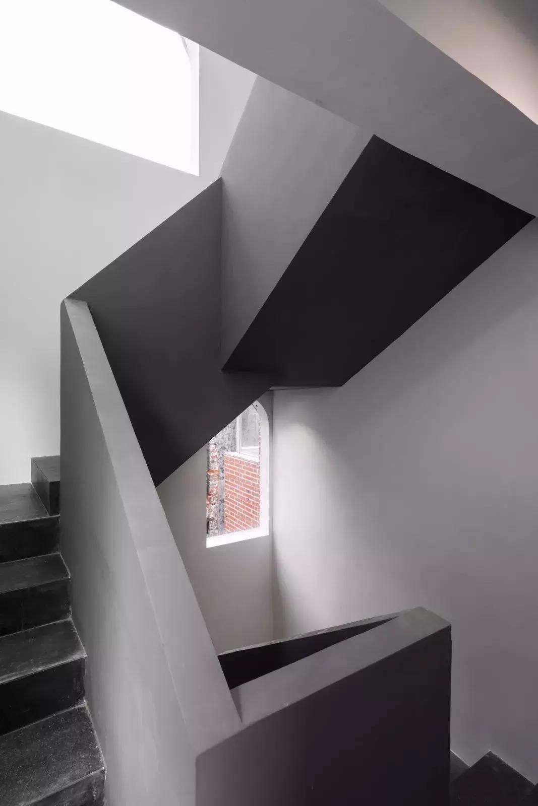 三体时空沉浸展,三体是有平行时空吗