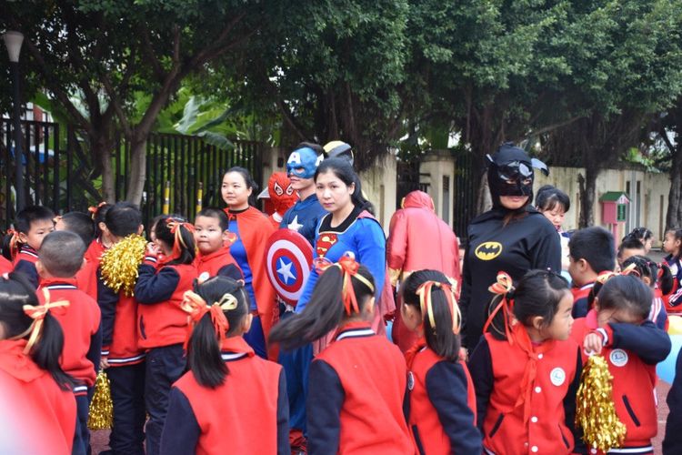 快乐体育运动开幕式,快乐童趣趣味运动会