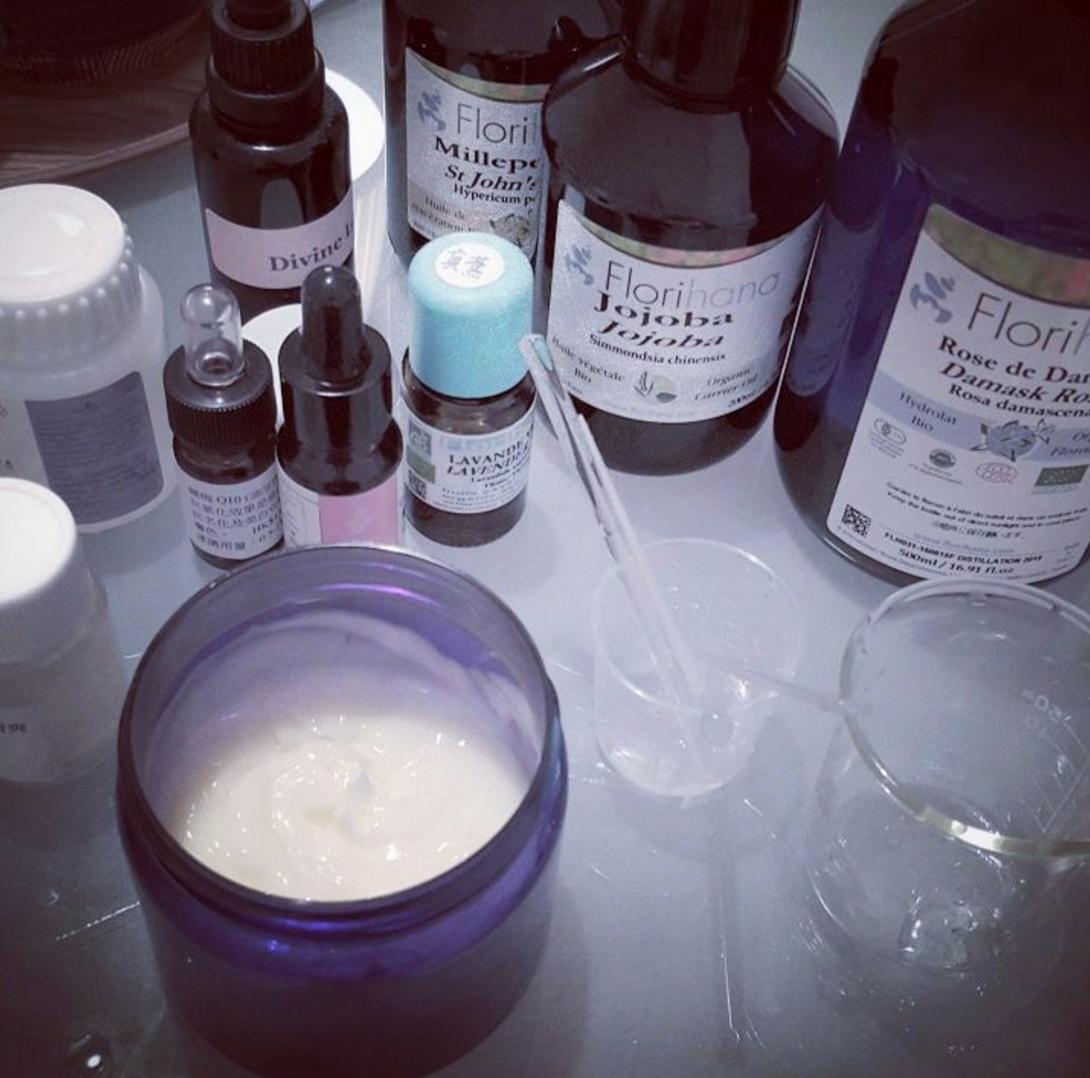 猎奇｜不吃药丸不打针，芳疗师教你用花花草草治病（文末有福利）