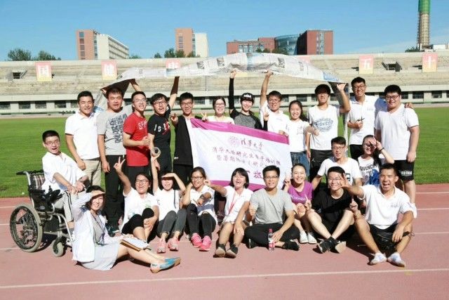 轮椅上的清华博士朱晓鹏：只要我还活着，我就还有希望