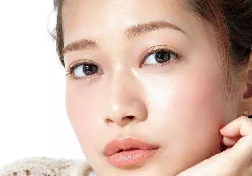 保湿祛皱眼霜十大排名,值得回购的大牌玻色因眼霜