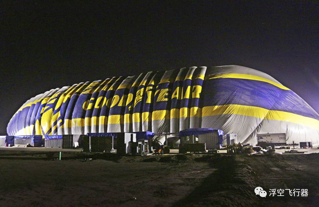 固特异飞艇什么材料,固特异飞足和飞艇