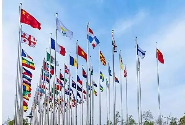 金一南和他的《苦难辉煌》