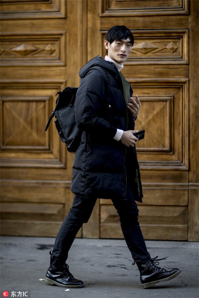 怎么选择一双合适的马丁靴,一双马丁靴的搭配