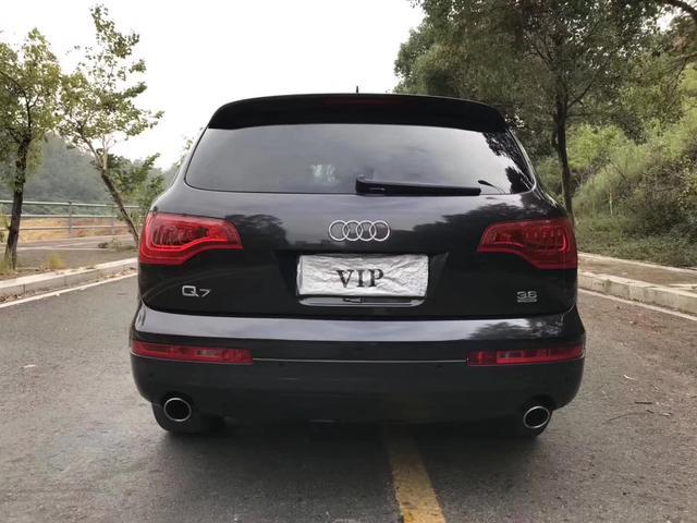 奥迪q7最高配2021款落地多少钱,奥迪q72021款最高配落地多少钱