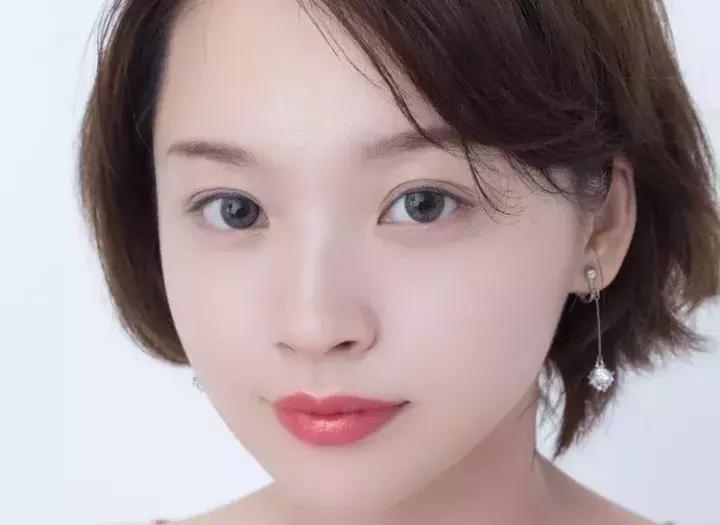 年终盛典唇釉,迪奥圣罗兰香奈儿纪梵希唇釉