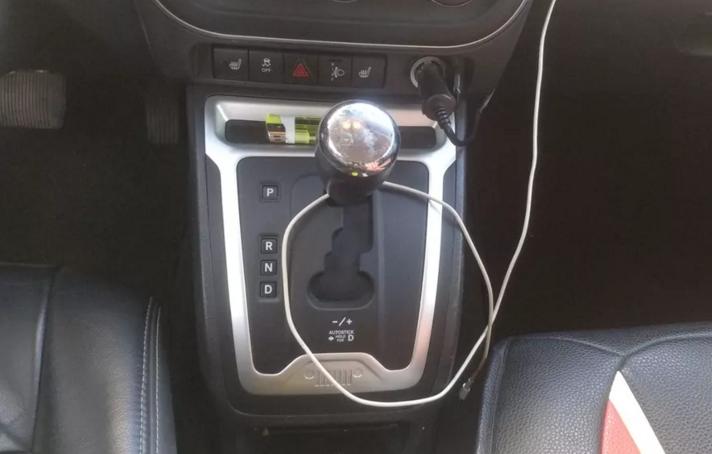 2015年进口指南者2.0豪华版,2013年进口指南者2.4四驱改装