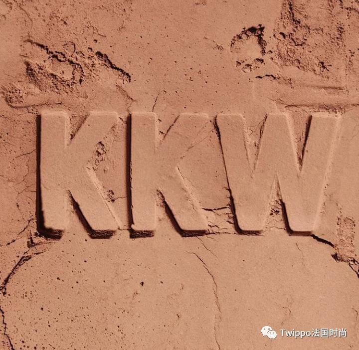 Riri,贝嫂和Gigi都开起了彩妆铺，好卖到让大牌都眼红！