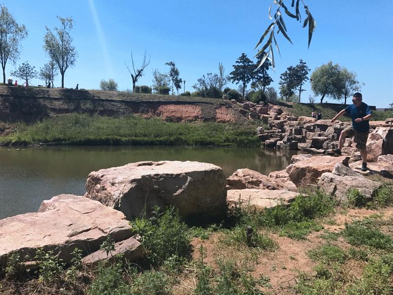 能翻山越岭也能走遍大江南北,能翻山越岭山海皆可平