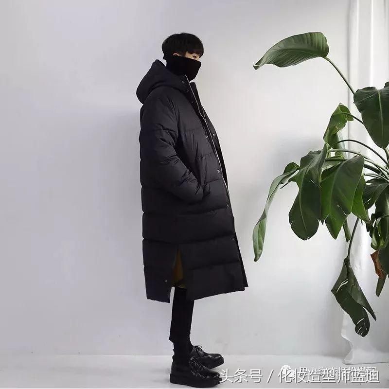 怕冷的女孩一定要有件超暖的外套,女朋友说手冷含义