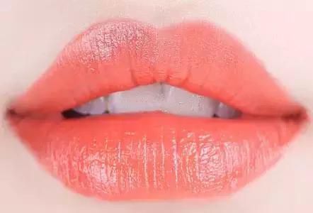35W一支的口红,是贫穷限制了我的想象力!