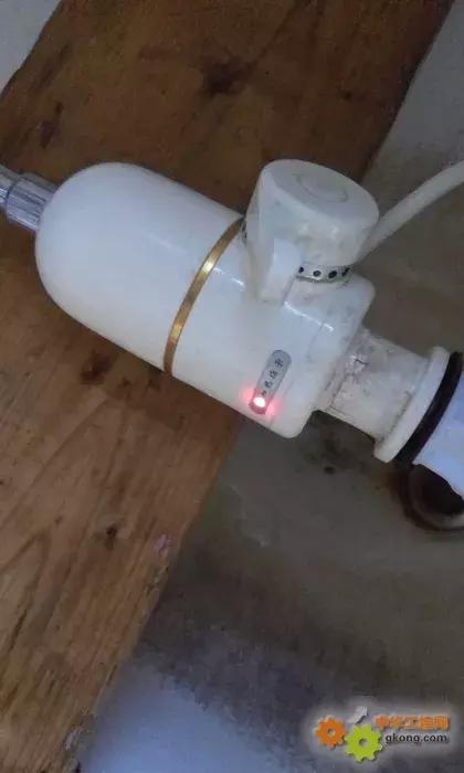 两三招带你认识电热水龙头的内部结构，快速维修电热水龙头故障