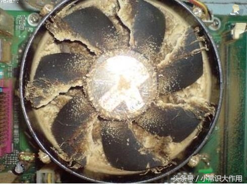 笔记本散热变卡怎么办啊,夏天笔记本电脑发热变卡正常吗