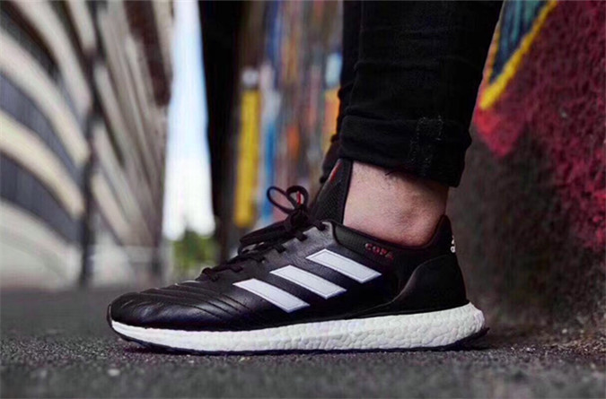 阿迪达斯adidas最新款三叶草,adidas阿迪达斯大男童鞋子