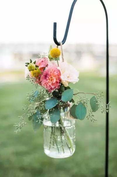 花艺插花小技巧简单,插花花艺的鉴赏与制作方法