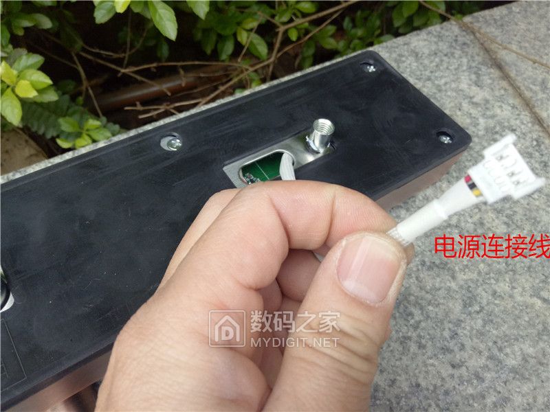 智能门锁拆解步骤,智能门锁拆解图解