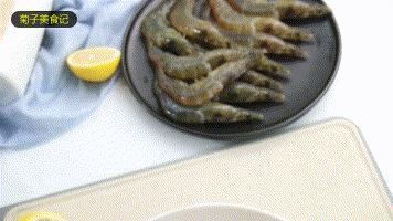 正宗油焖大虾家庭版做法简单美味,家庭版油焖大虾简单美味一看就会