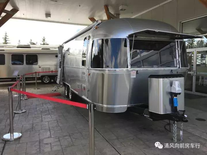 欧洲购买房车旅行,豪华房车旅行国外