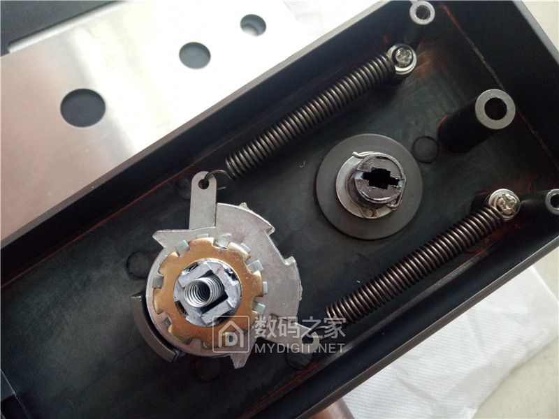 智能门锁拆解步骤,智能门锁拆解图解