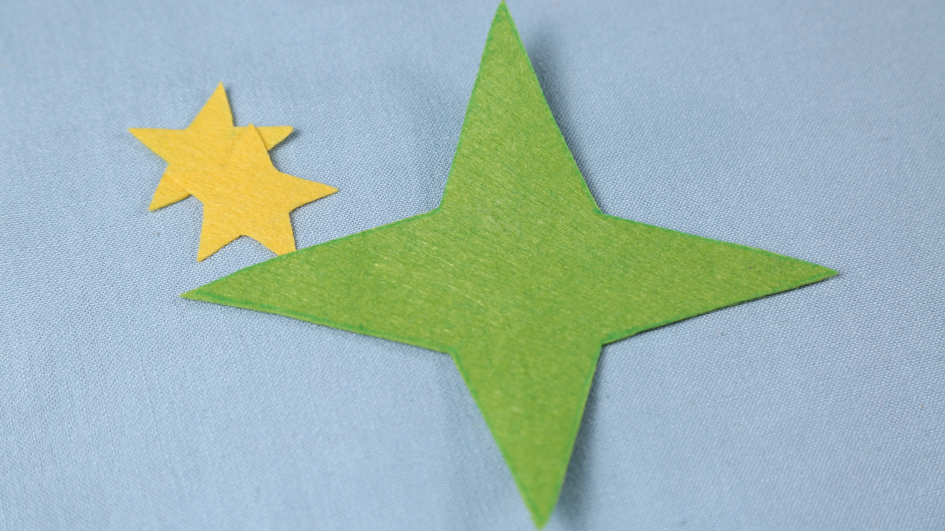 圣诞树用纸做简单又好看,圣诞树贴纸手工制作不织布