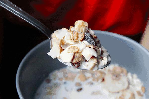 代餐奶昔一顿2瓶,代餐奶昔贴牌