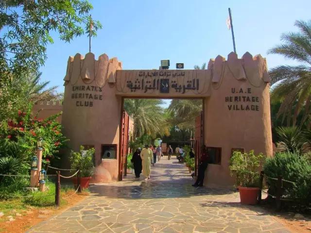 迪拜土豪来旅游比心,去迪拜旅行的土豪