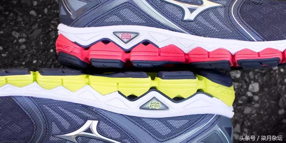 不弹的跑鞋,跑鞋中底为什么弹