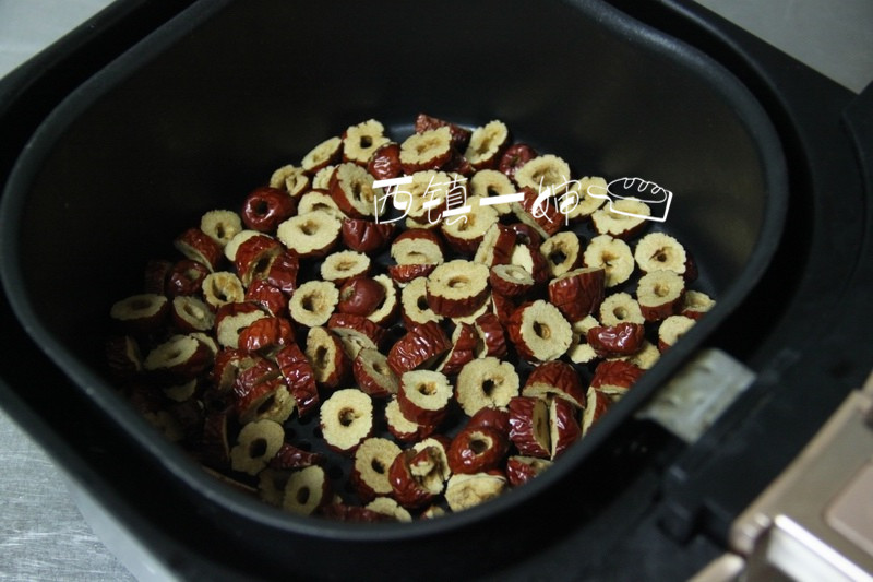 干红枣怎么吃可以补气血,红枣干怎么做不用烤箱