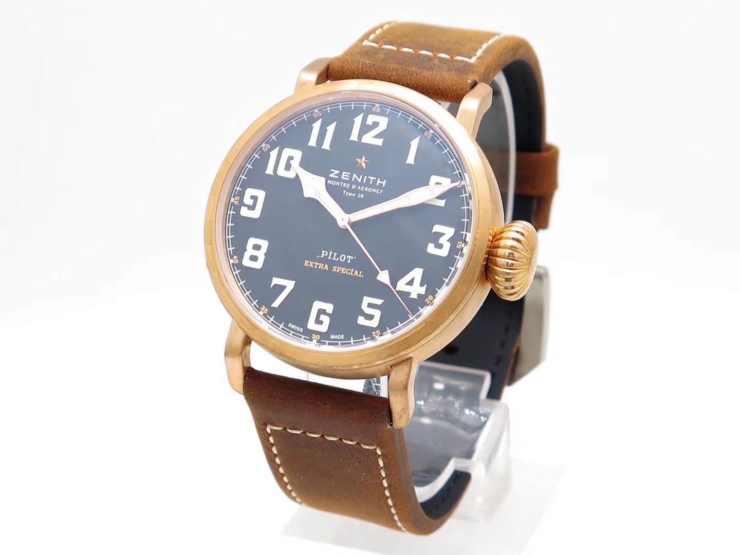 胡歌手表青铜大飞,胡歌同款蓝表面陨石手表