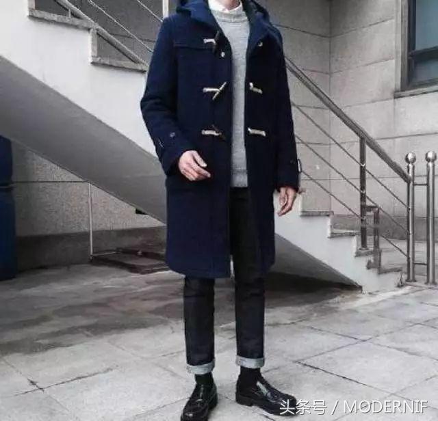 大衣的扣子怎么看上档次,大衣没有扣子怎样加扣子