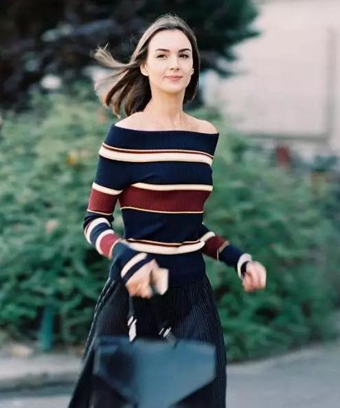 最近很火的针织衫打底,2022时尚潮流百搭针织衫打底单穿