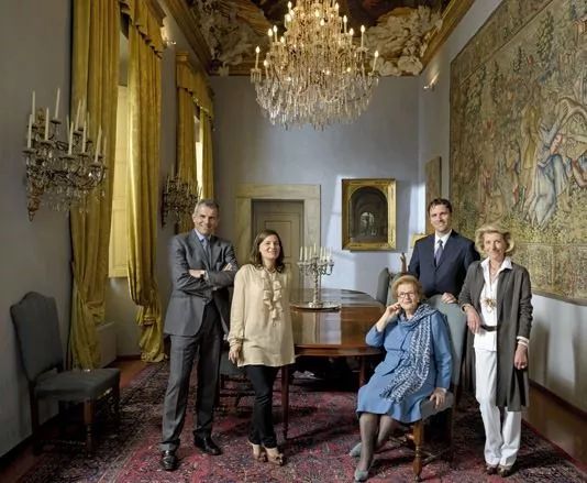 鎰忓ぇ鍒ゝerragamo,鎰忓ぇ鍒╁悕鐗宖erragamo