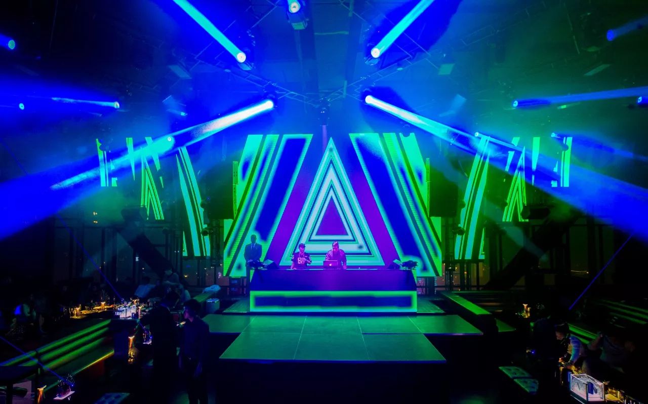 成都最好的电音酒吧,成都最顶尖酒吧视频