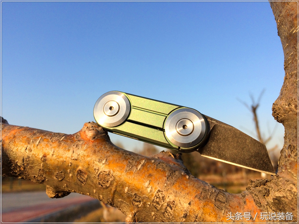 一把小刀的玩具,一把小巧的小刀