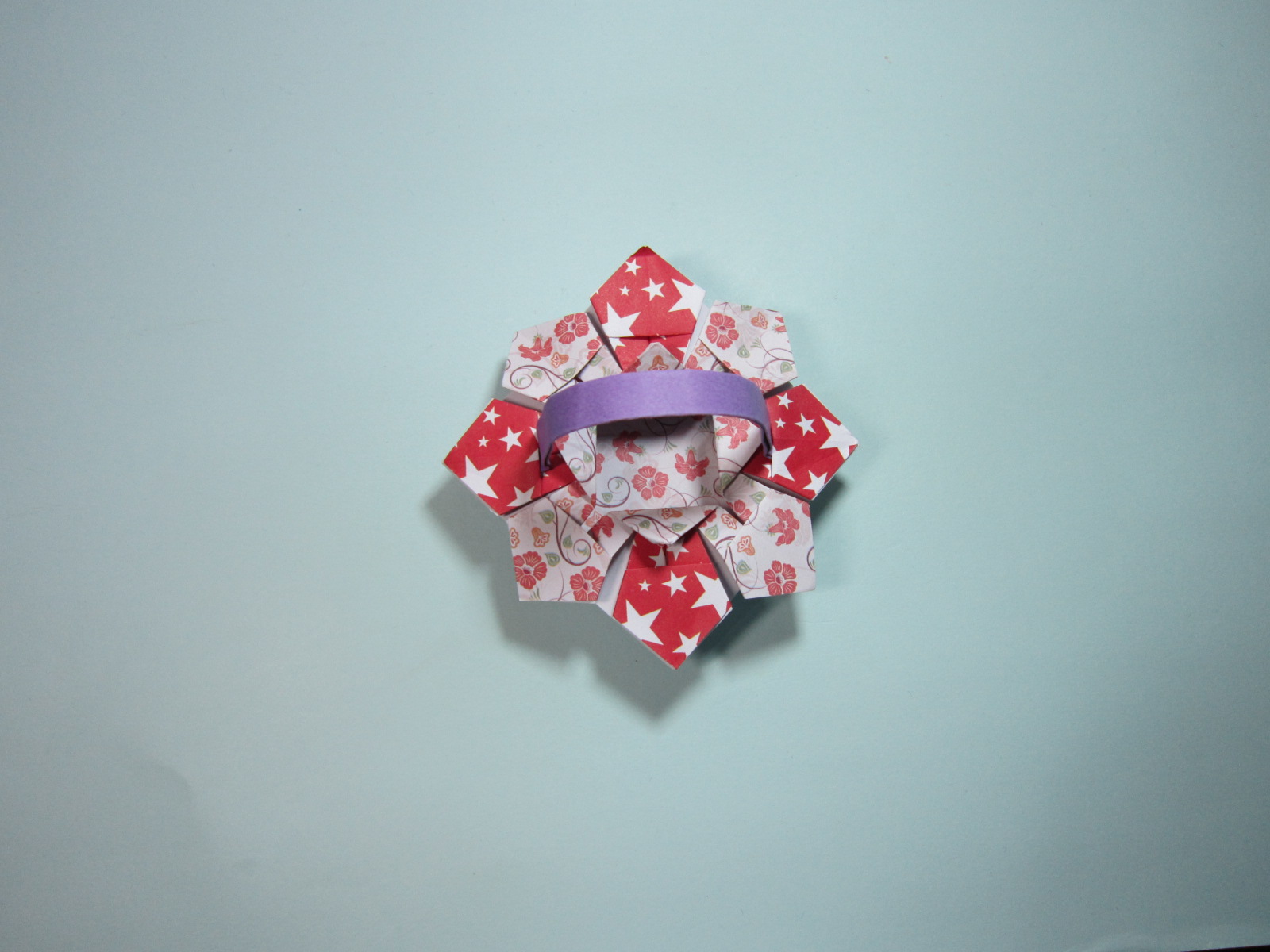 花篮折纸的折法,小花篮折纸手工制作步骤书面解说