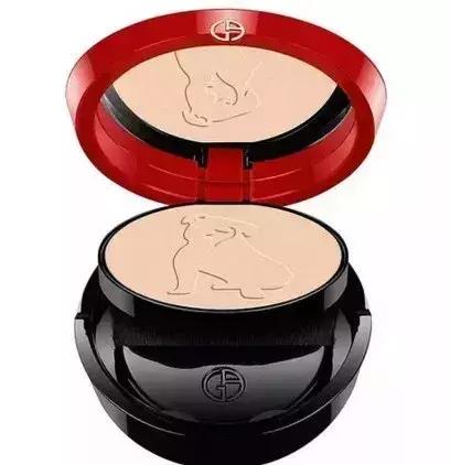 纪梵希搞婚庆，MAC卖寿桃？外国大牌到底对我们的春节有什么误解