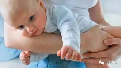 新生儿吃什么益生菌能缓解肠绞痛,婴儿肠绞痛症状和缓解办法